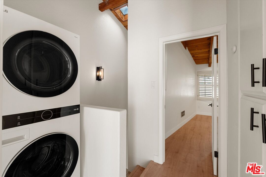 621 California Ave. #2