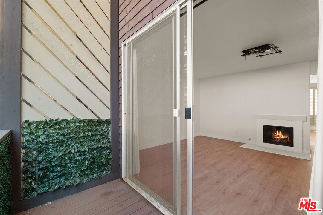 621 California Ave. #2