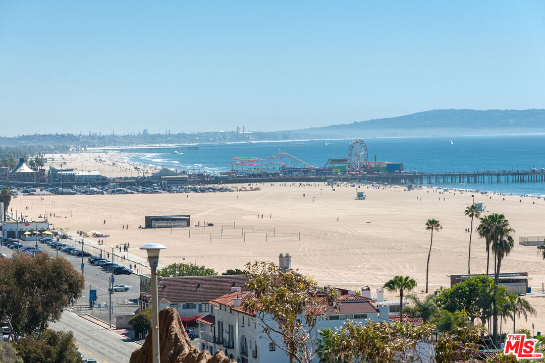 621 California Ave. #2