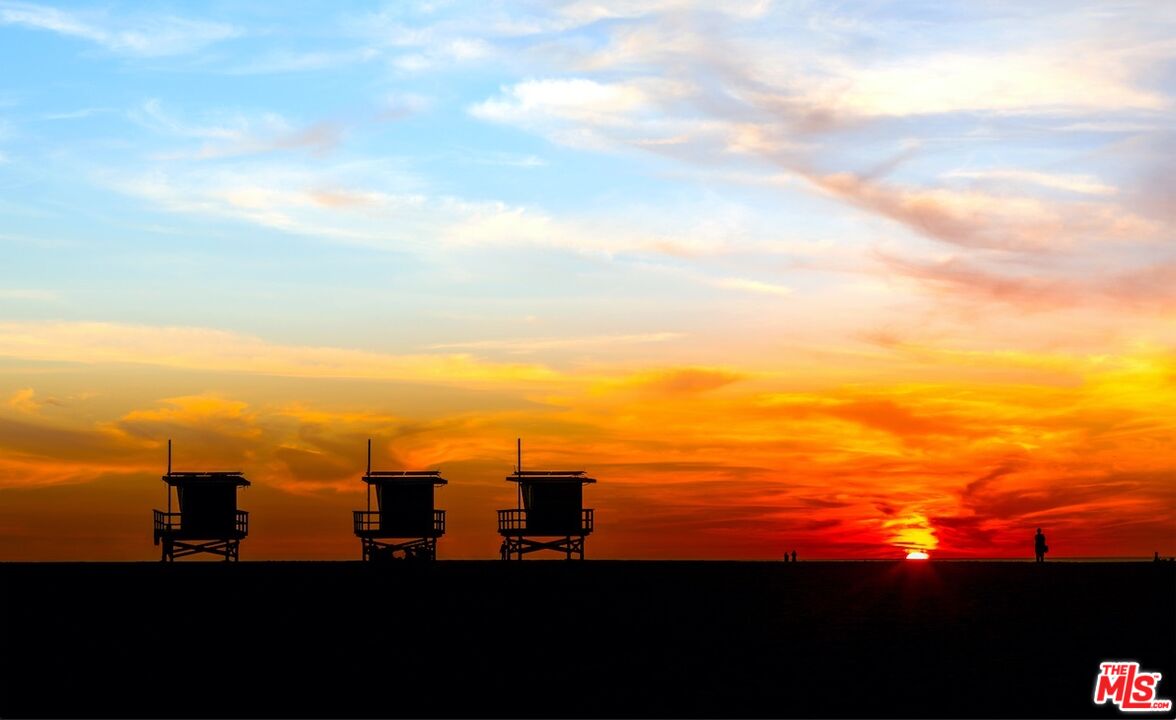 2921 10th St Unit: 3