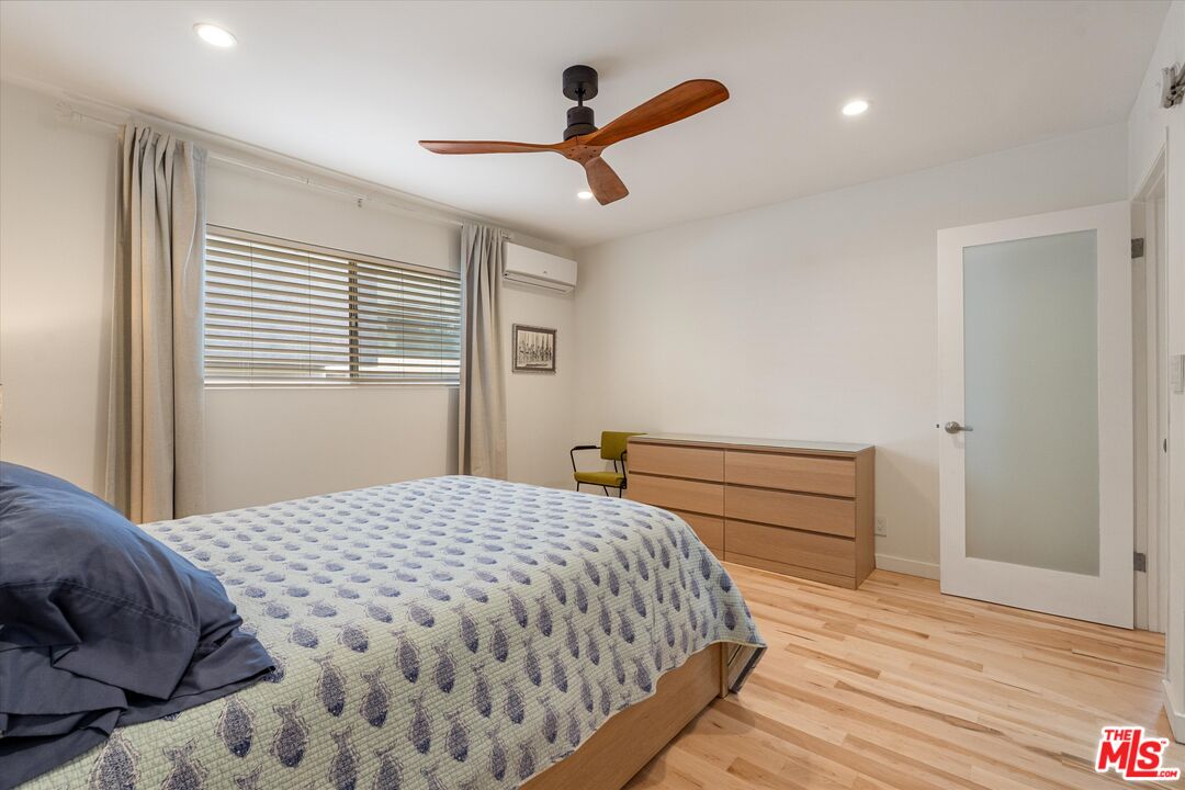 2921 10th St Unit: 3