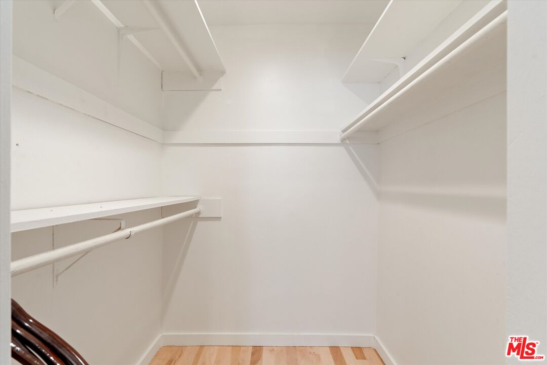 2921 10th St Unit: 3