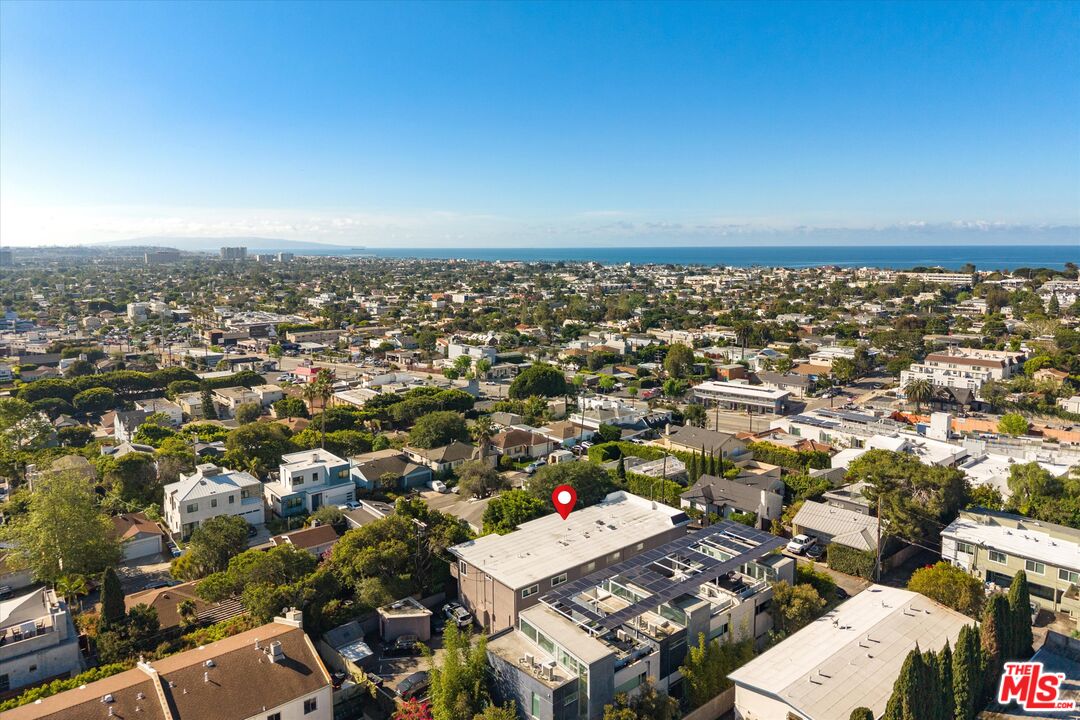 2921 10th St Unit: 3