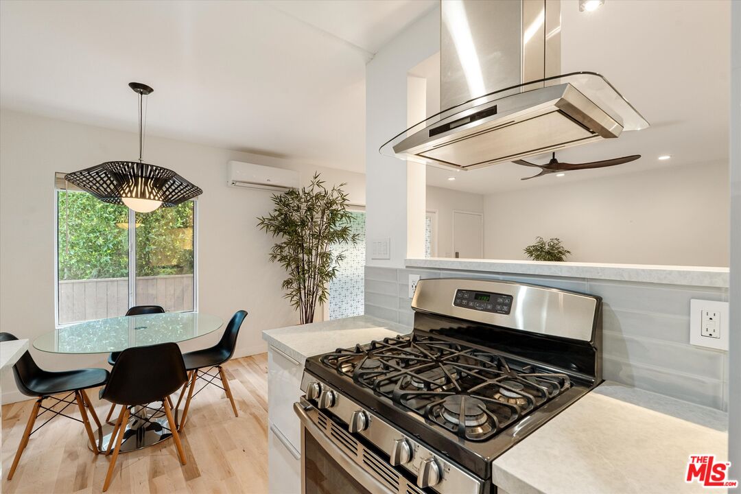 2921 10th St Unit: 3