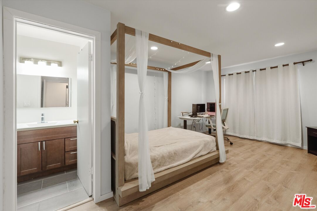 2852 Sawtelle Blvd Unit: 12