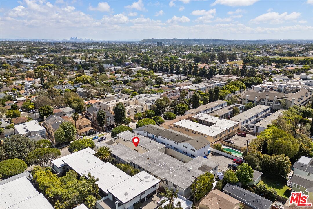 2621 Centinela Ave Unit: 18