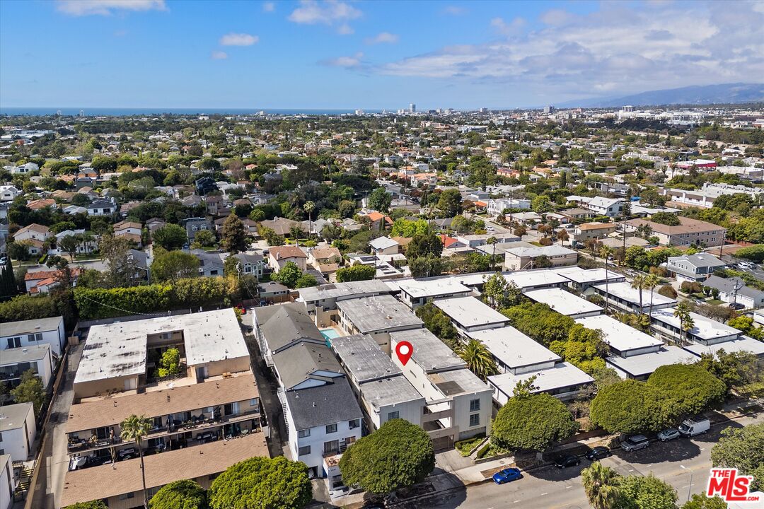 2621 Centinela Ave Unit: 18