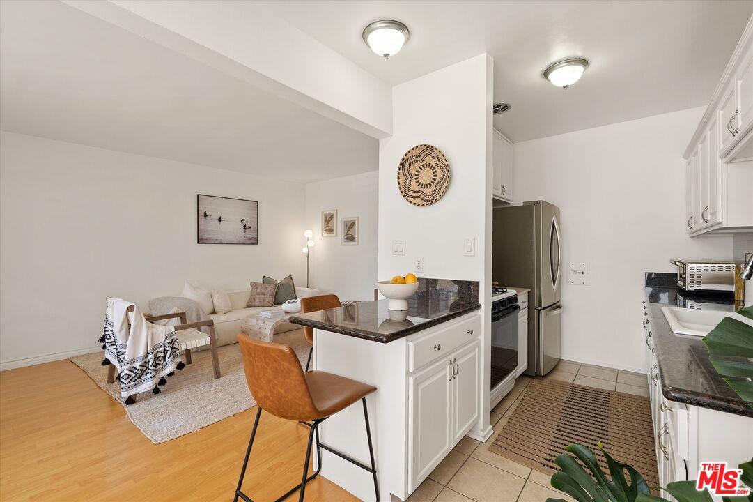 2621 Centinela Ave Unit: 18