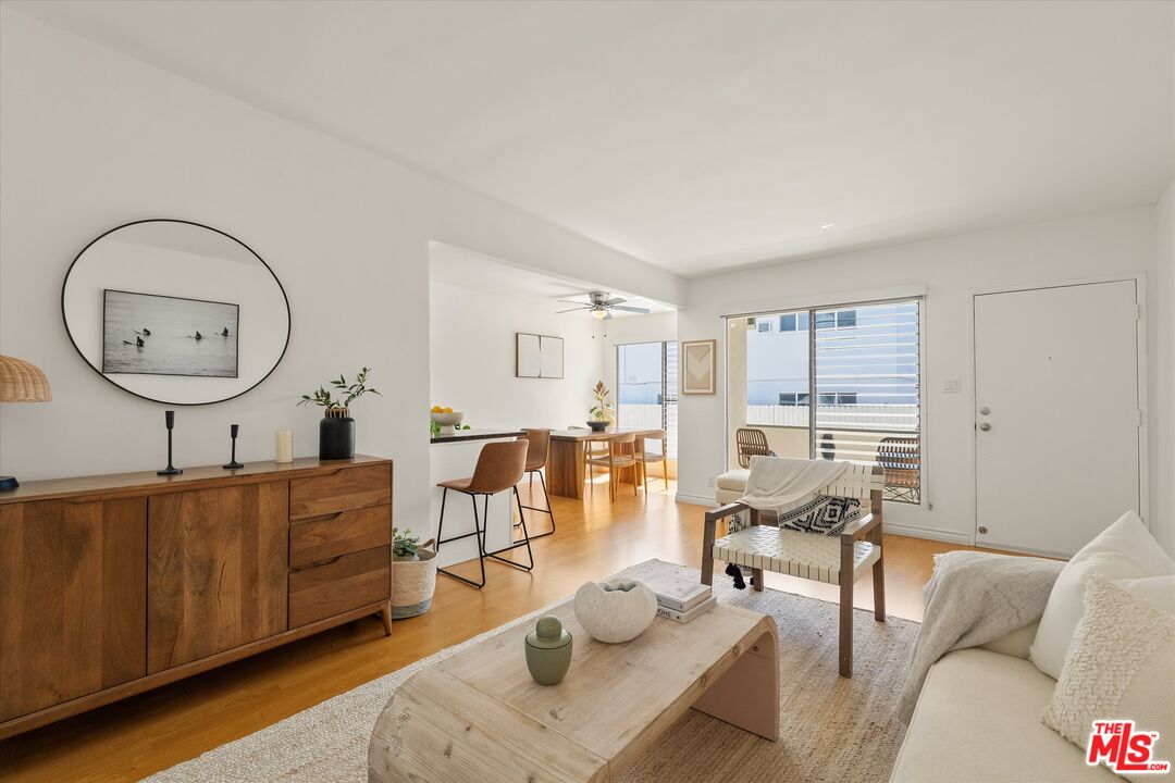 2621 Centinela Ave Unit: 18