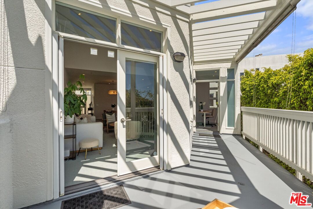 3002 3rd St Unit: 304