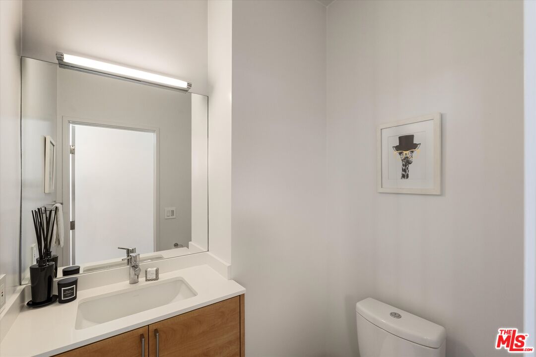 3002 3rd St Unit: 304