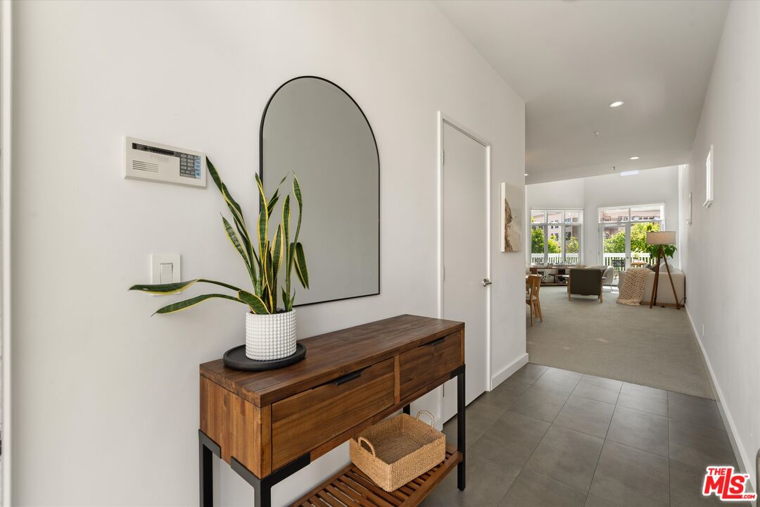 3002 3rd St Unit: 304