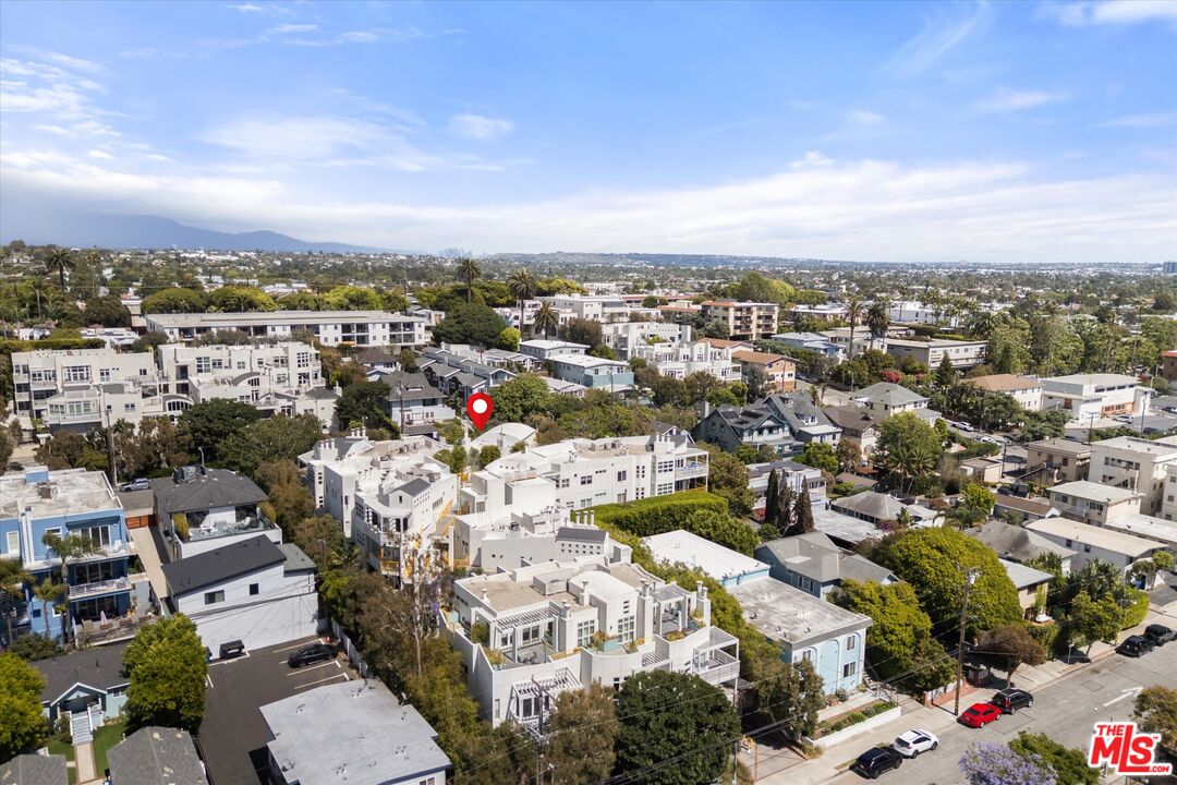 3002 3rd St Unit: 304