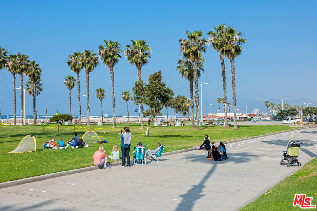 3002 3rd St Unit: 304