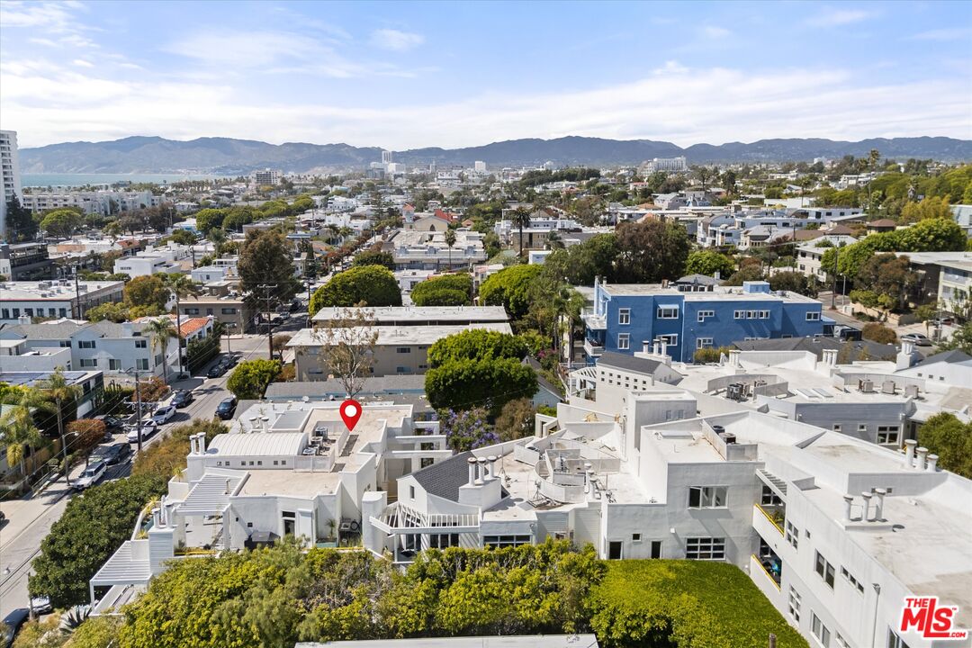 3002 3rd St Unit: 304