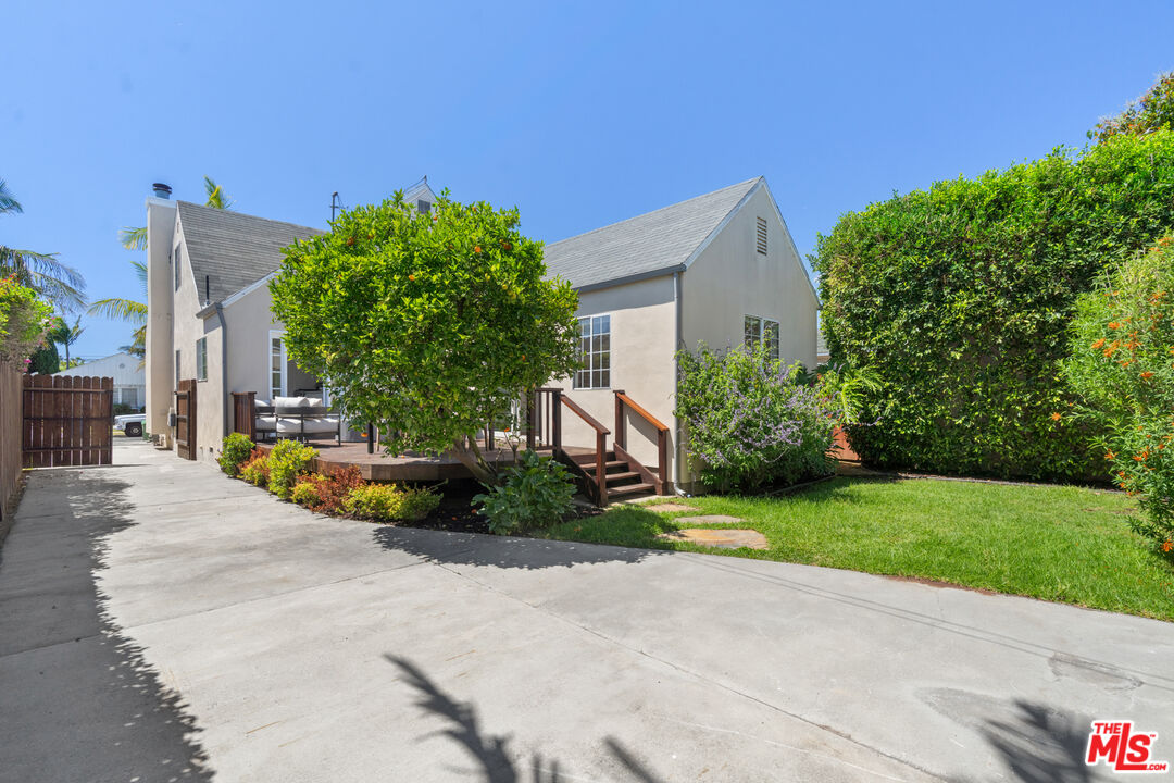 4226 Lyceum Ave