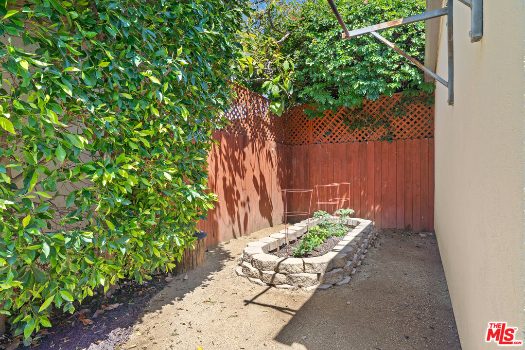 4226 Lyceum Ave