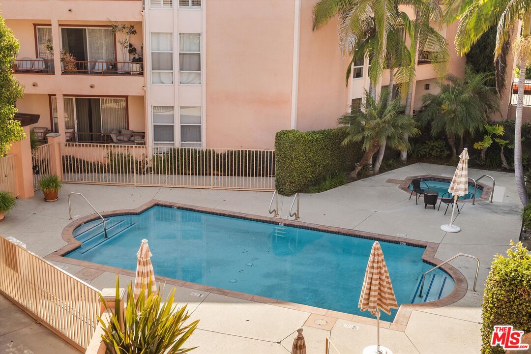 2045 4th St Unit: 301B