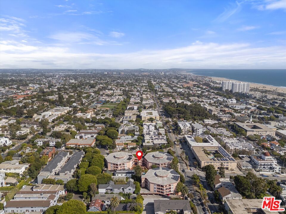 2045 4th St Unit: 301B