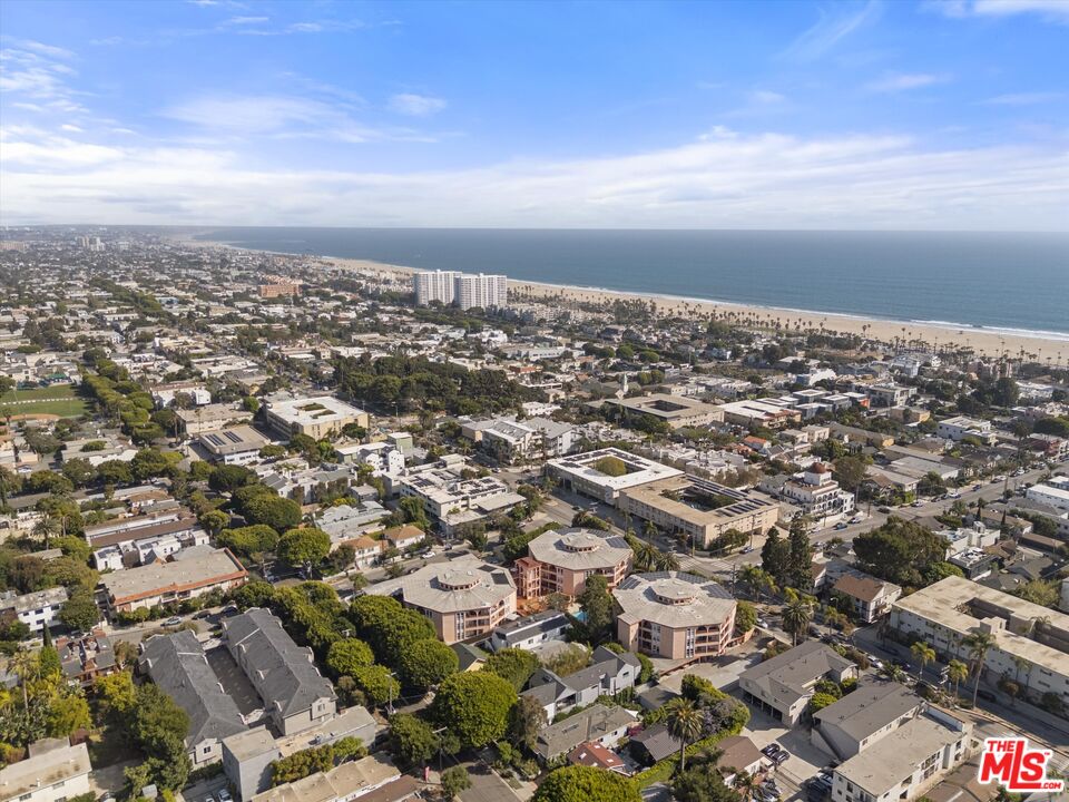 2045 4th St Unit: 301B