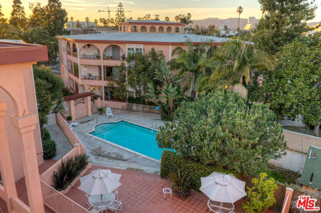 2045 4th St Unit: 301B