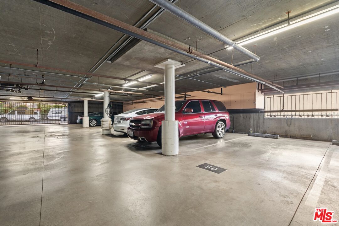 2045 4th St Unit: 301B