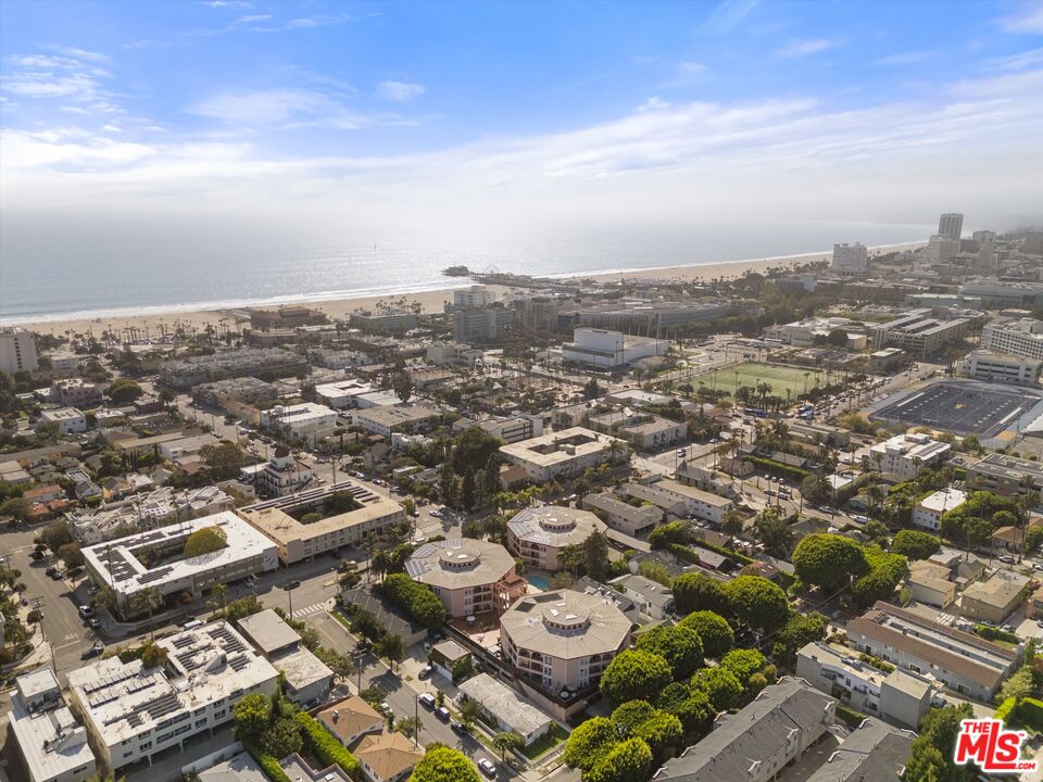2045 4th St Unit: 301B