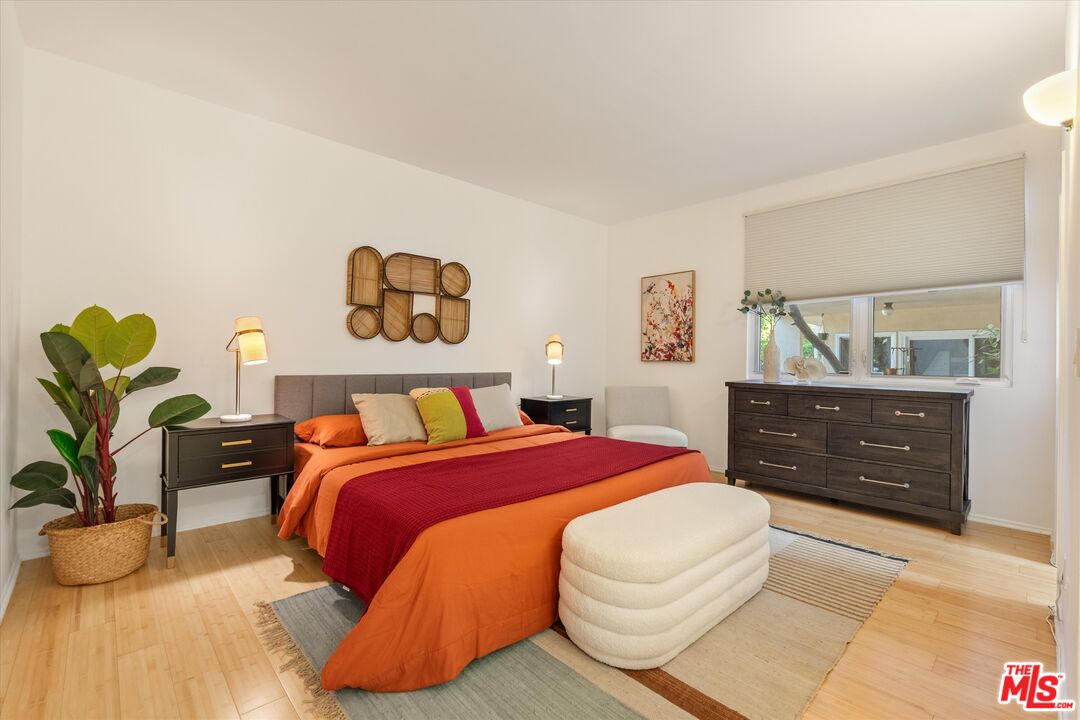 900 Euclid St Unit: 111