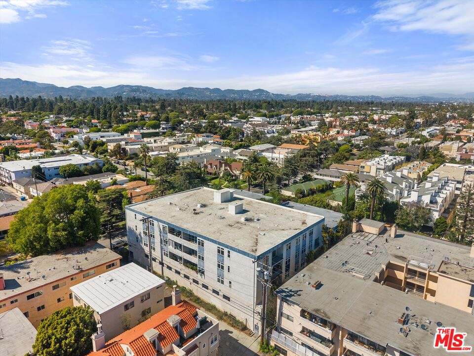 900 Euclid St Unit: 111