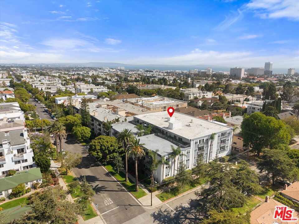 900 Euclid St Unit: 111