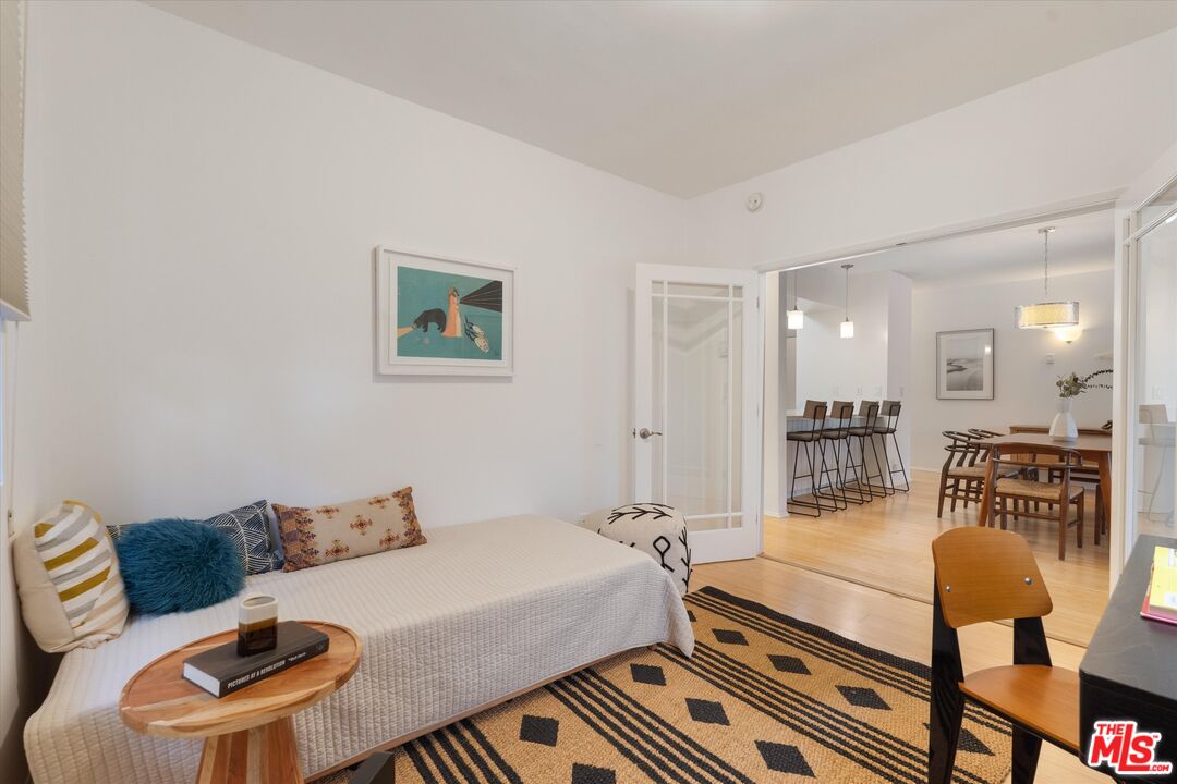 900 Euclid St Unit: 111