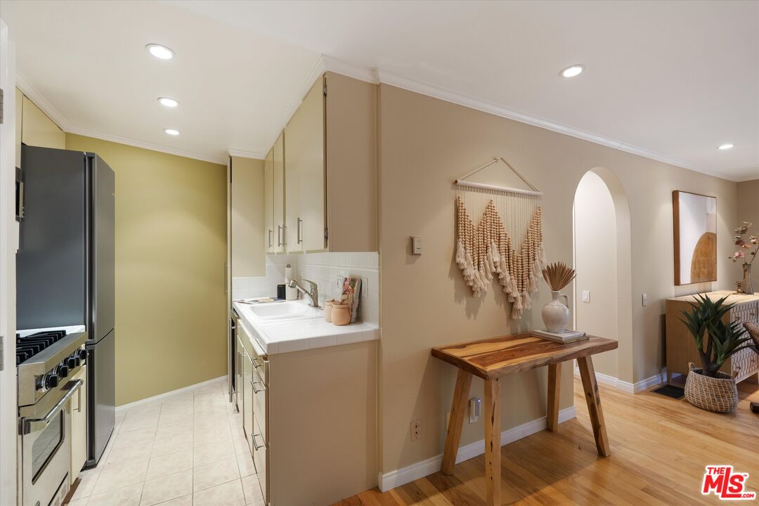 2025 4th St Unit: 302A