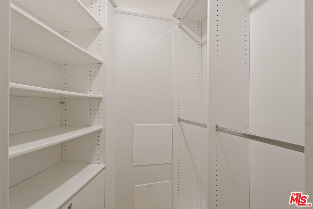 2025 4th St Unit: 302A