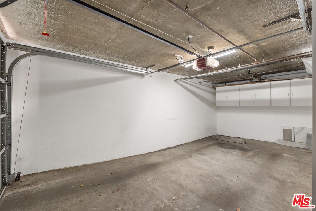 1160 Granville Ave Unit: 108
