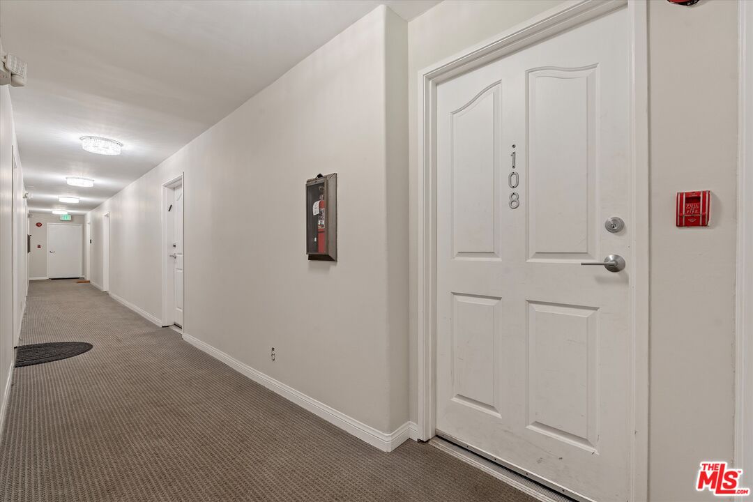 1160 Granville Ave Unit: 108