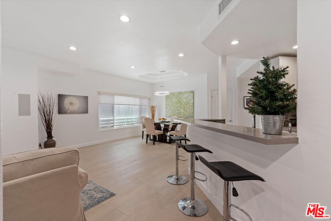 1160 Granville Ave Unit: 108