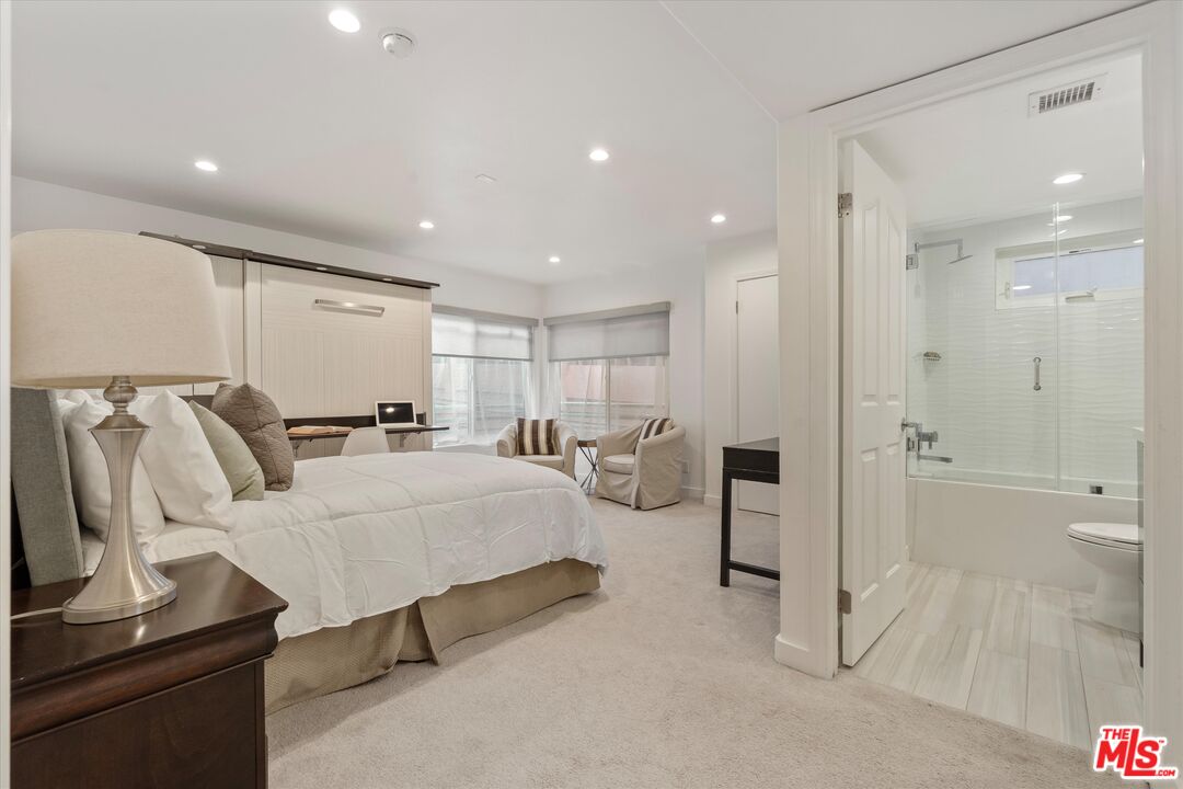 1160 Granville Ave Unit: 108