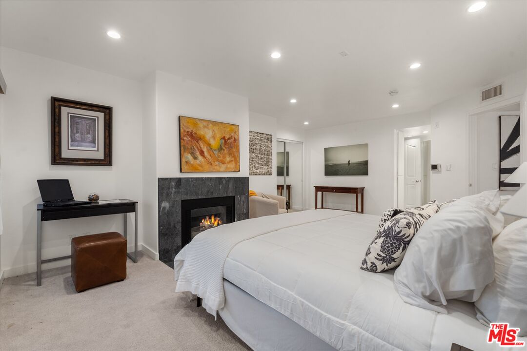 1160 Granville Ave Unit: 108
