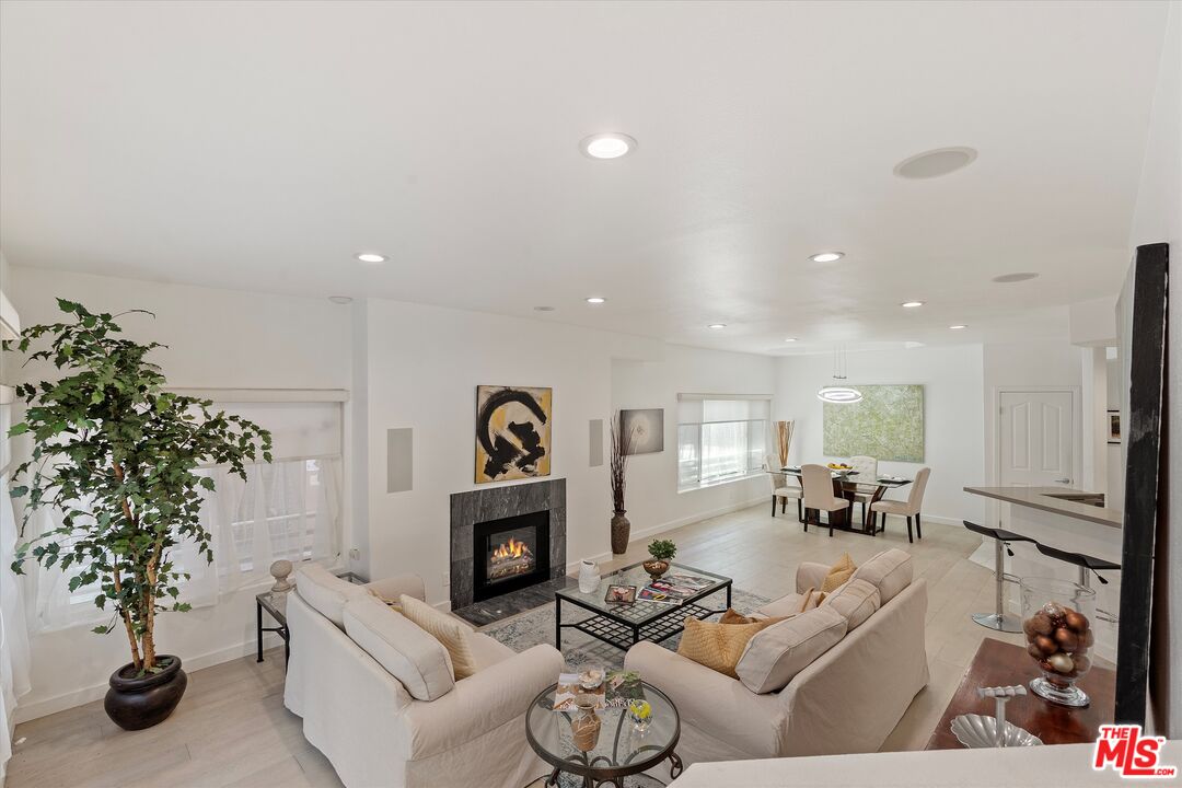 1160 Granville Ave Unit: 108