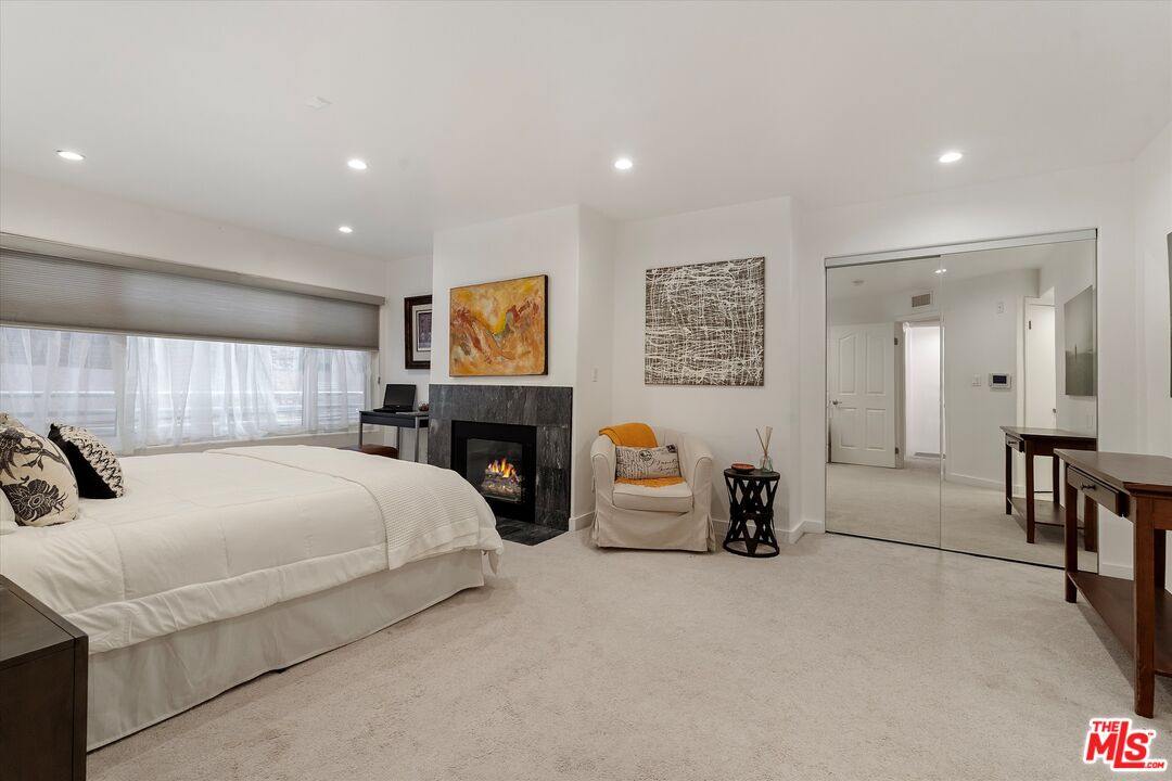 1160 Granville Ave Unit: 108