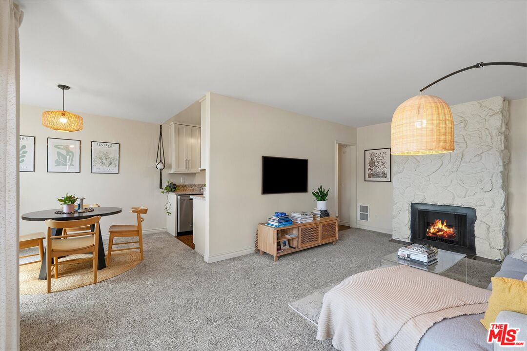 428 Hill St Unit: 16
