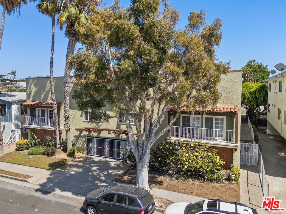 428 Hill St Unit: 16