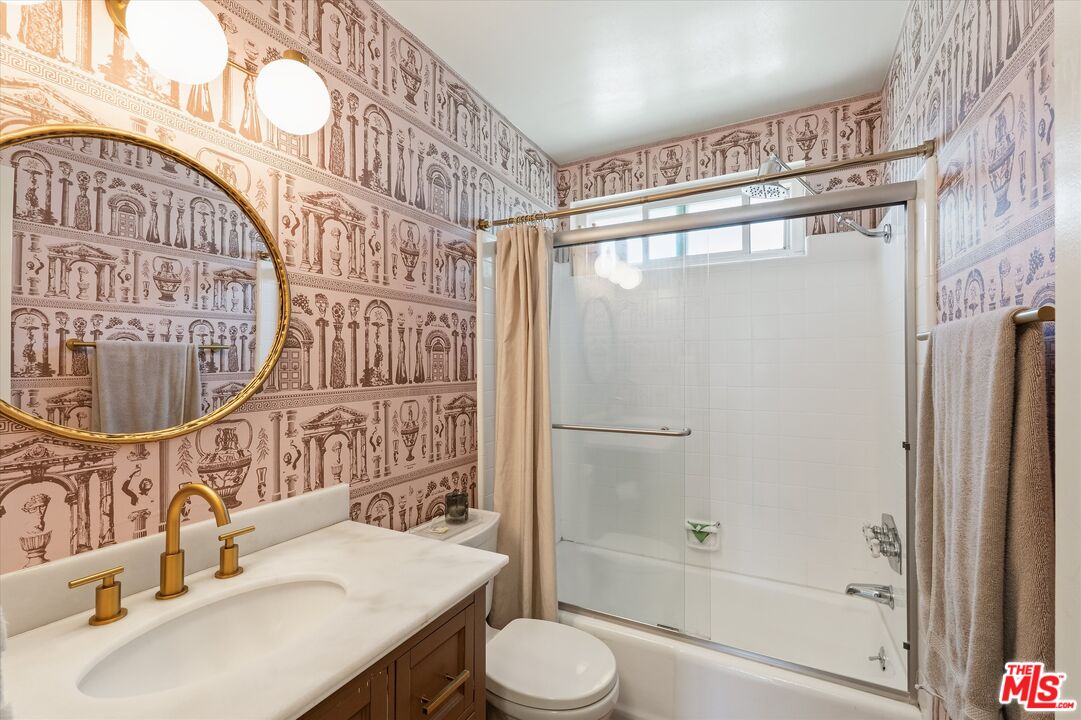 428 Hill St Unit: 16
