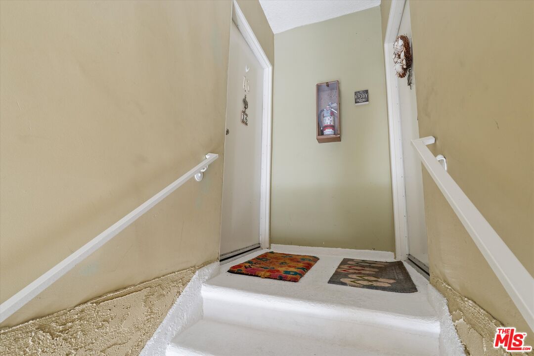 428 Hill St Unit: 16