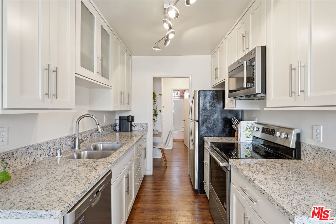 428 Hill St Unit: 16
