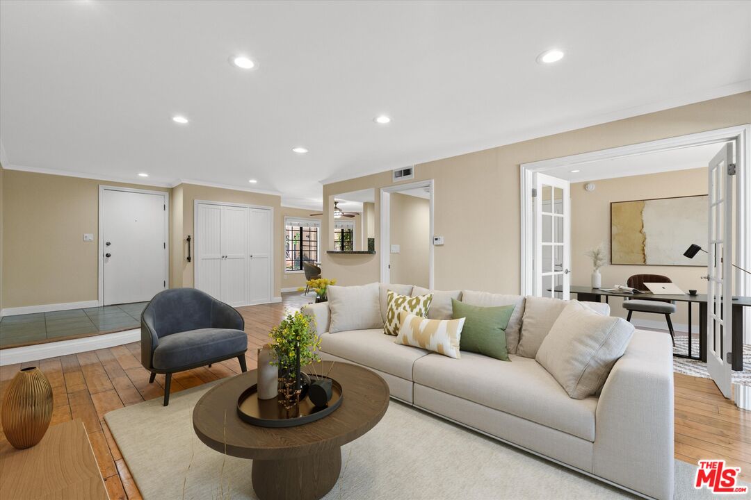 12321 Ocean Park Blvd Unit: 2