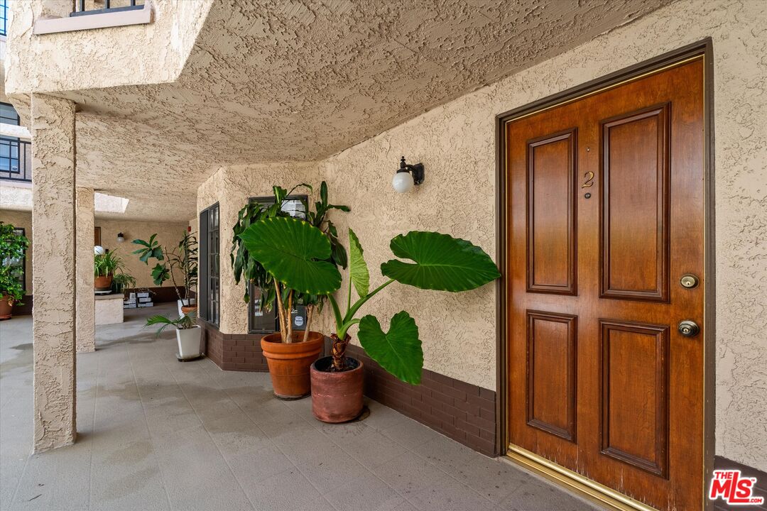 12321 Ocean Park Blvd Unit: 2