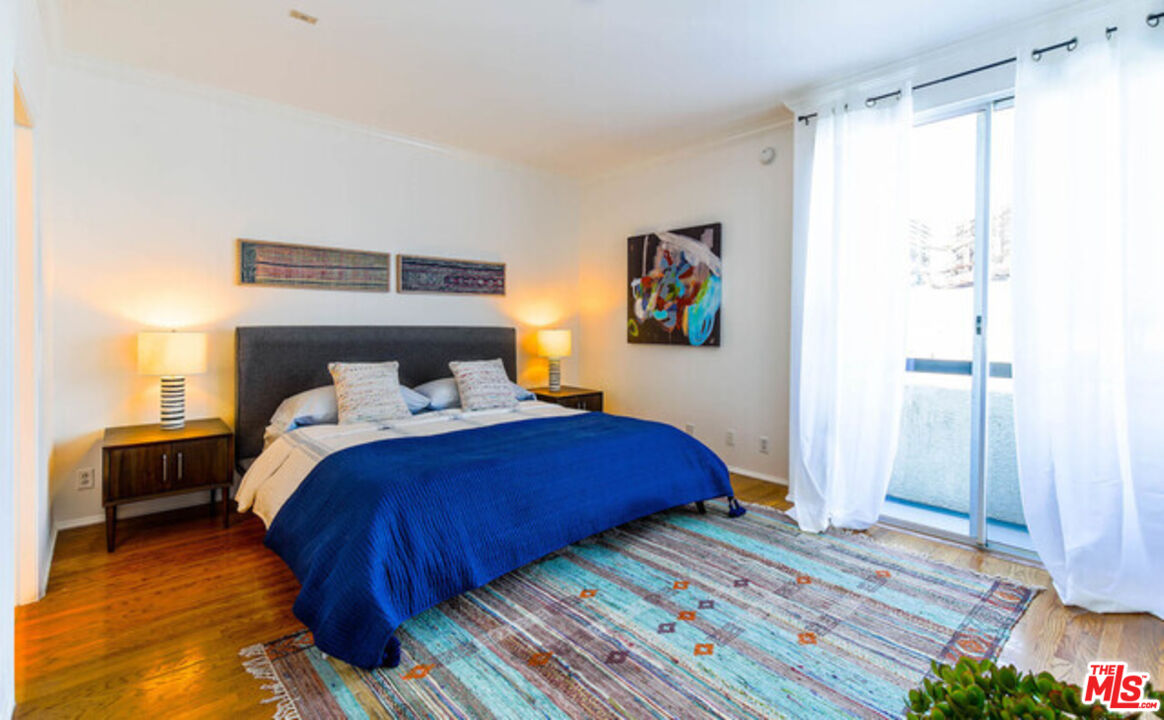 1240 S Corning St Unit: 305
