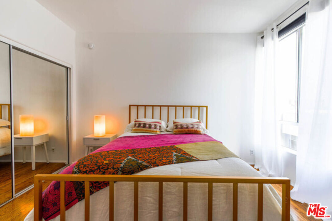 1240 S Corning St Unit: 305