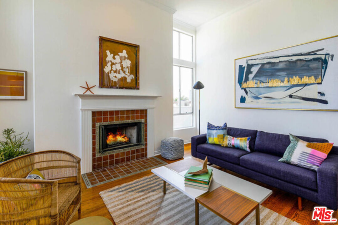 1240 S Corning St Unit: 305